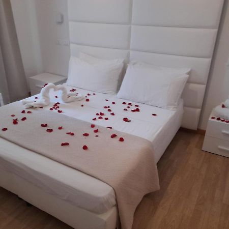 Hotel Calypso Remix Paestum Esterno foto